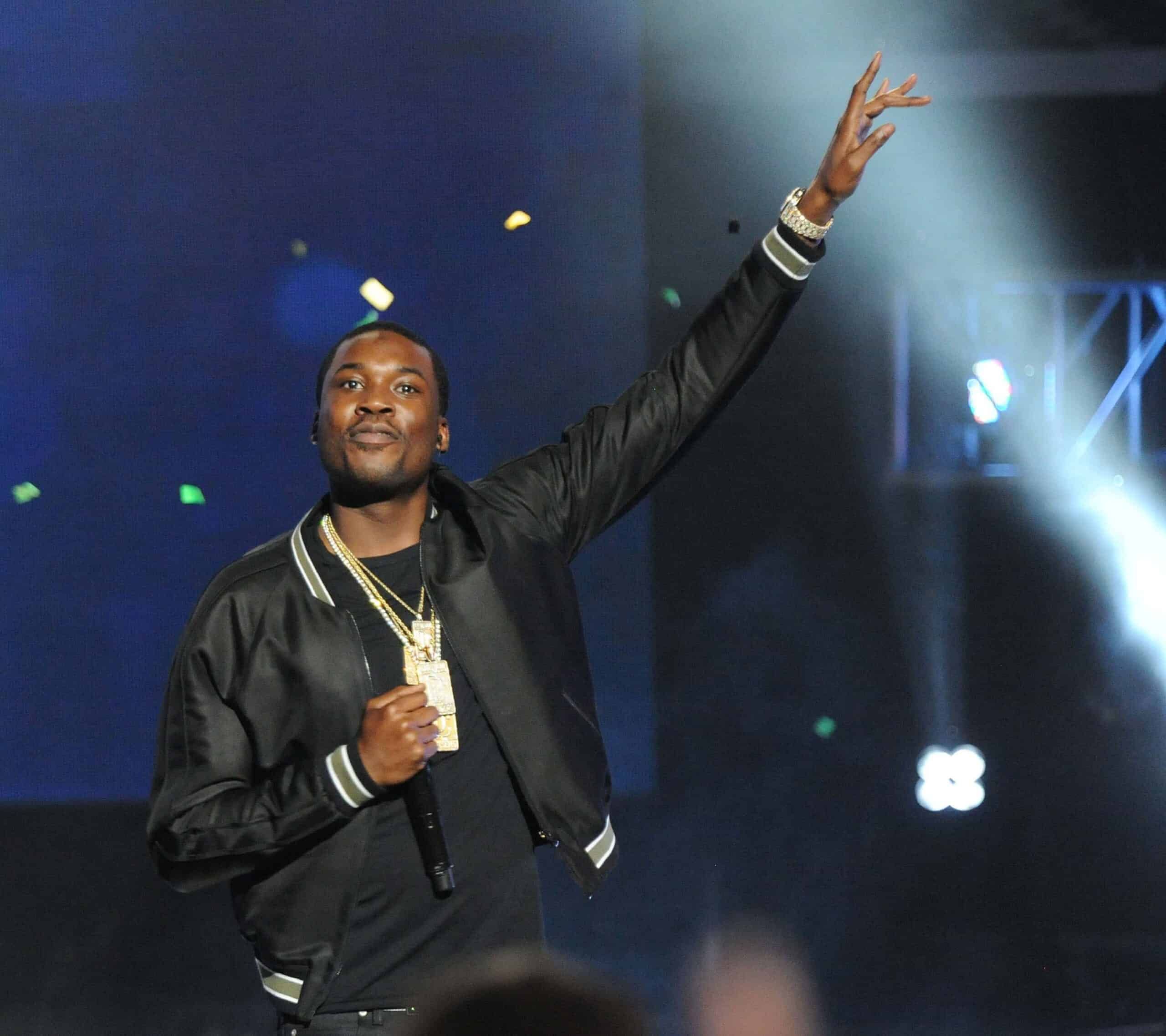 Cardi and Meek among surprise guests at Summer Jam